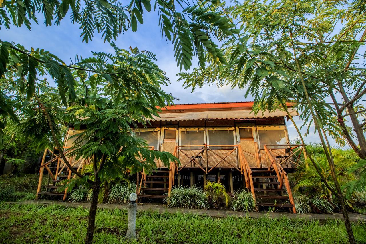Wild Tracks Overland Camp Kasese Exterior photo